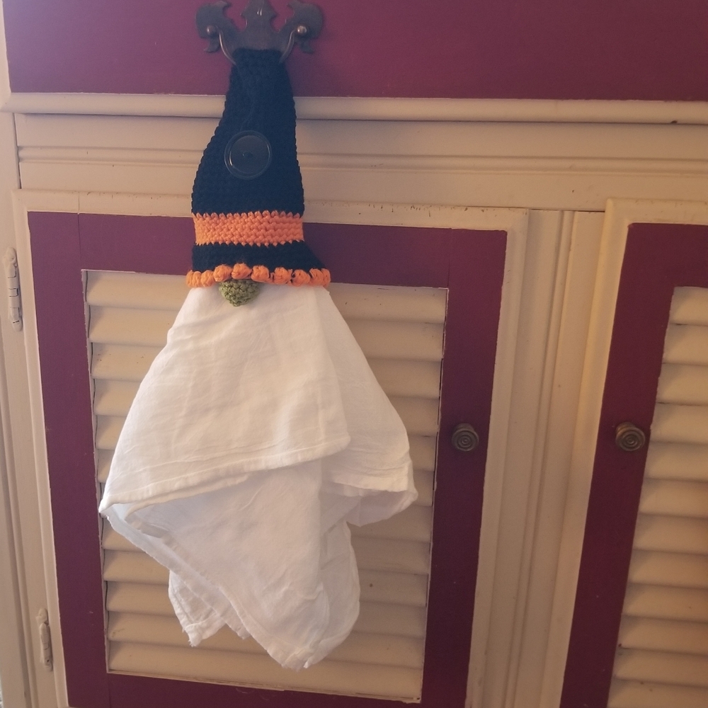 Kitchen Witch Gnome Towel Holder